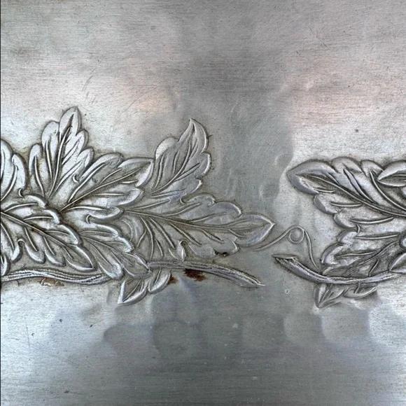 Vintage Rectangular Forged Everlast Aluminum Serving Tray With Handles 16” X 12” - Picture 4 of 7